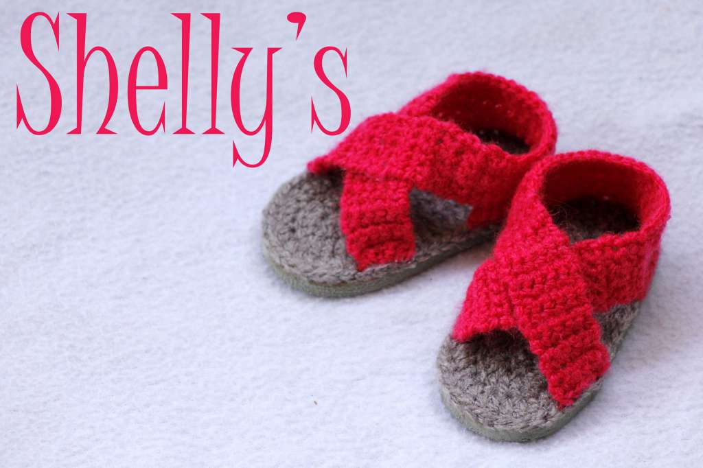 Hand crocheted summer sandals with pink straps 